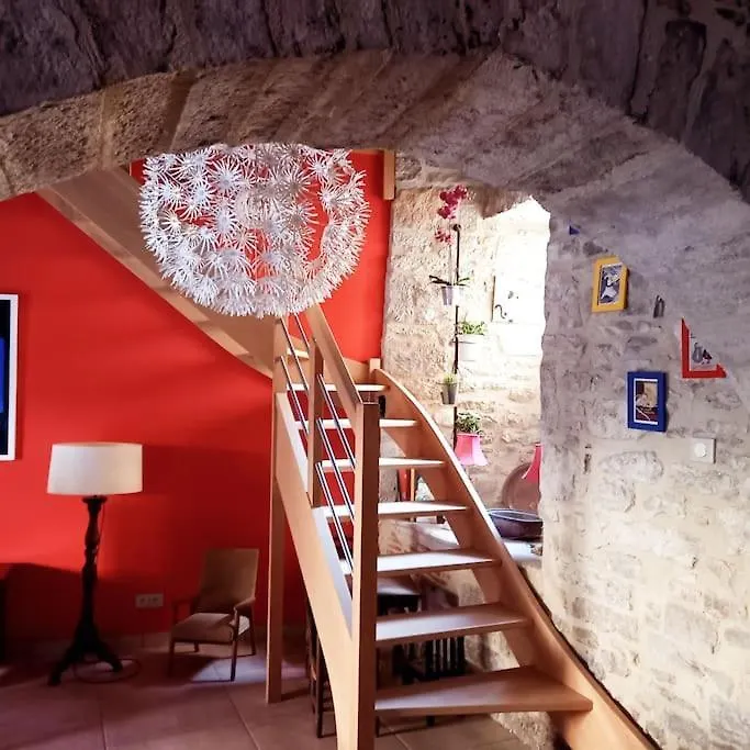 Holiday home Maison Du Xveme Au Coeur Du Village Medieval Martel France